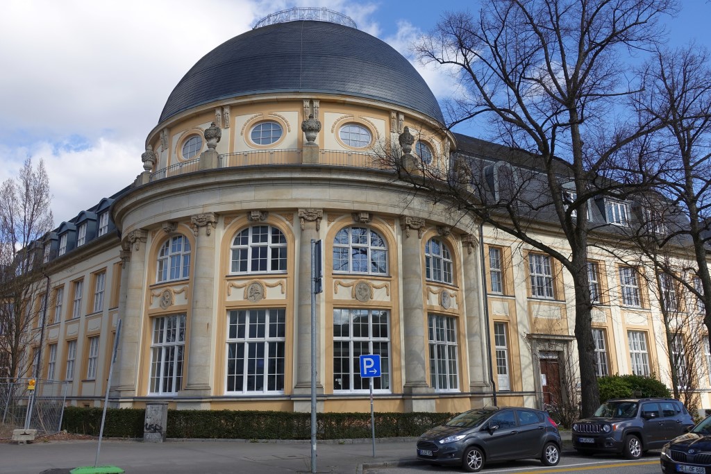 Ehemaliges Gebäude des Botanischen Staatsinstituts © Anke Schwarzer